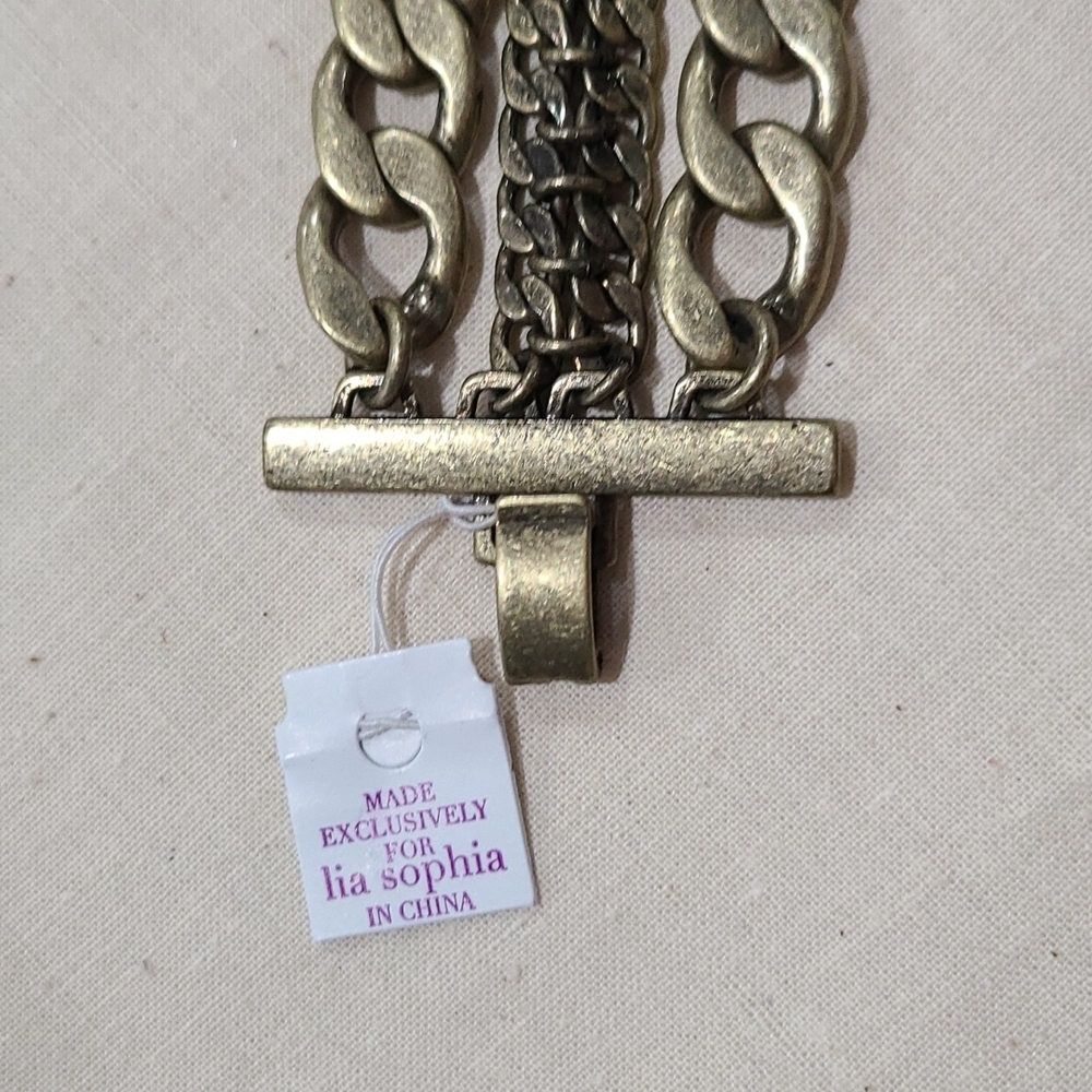 3/$18 Lia Sophia Flower Bracelet Lot 560
All items are packaged with care. - Picture 4 of 10
